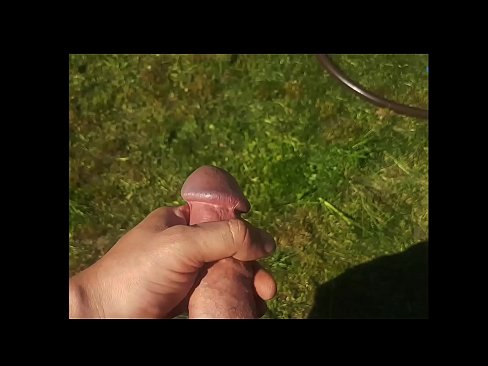 ❤️ Kuuma hottie saa vaaleanpunaista pilluaan nussittua ja kakkaa ruiskulla kesäpuutarhassa Vittu video at fi.pornpk.ru ❤